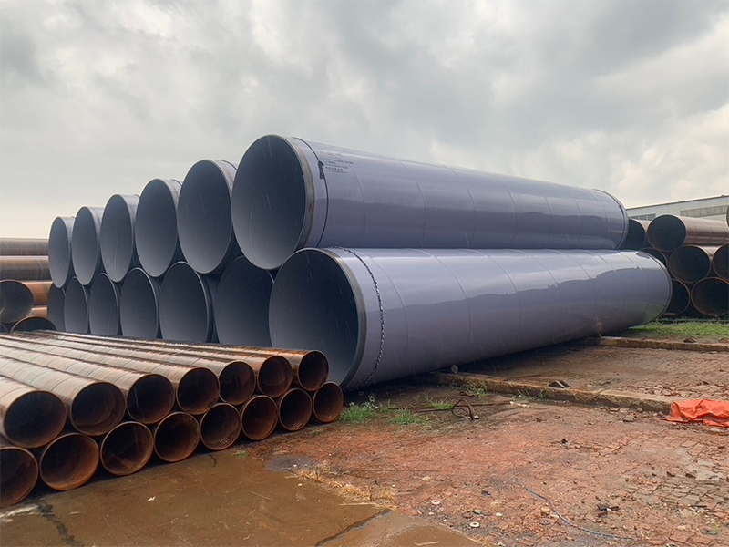 Tianjin Port exports to North Africa steel pipes 40HQ*156 a batch shipment